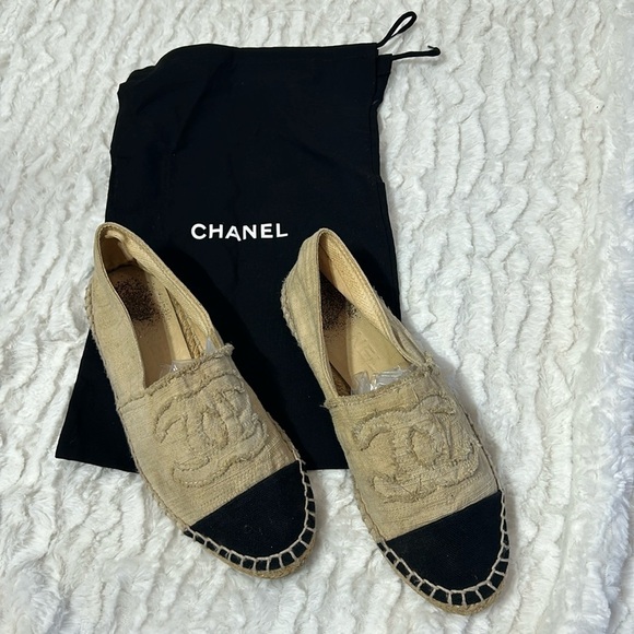 Chanel interlocking CC canvas cloth Espadrille cream/black toe women’s size 38 - Picture 1 of 12